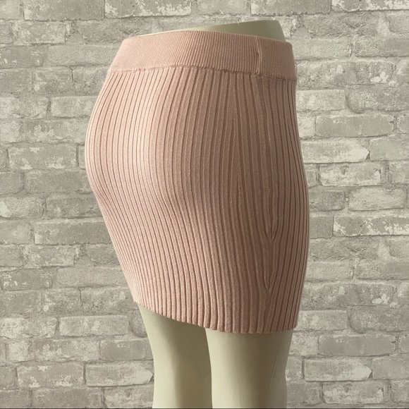 SOLD | Garage Cream Bodycon Mini Skirt - Picture 7 of 16